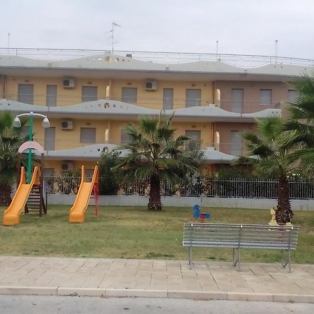 Residence Albadorata Campomarino Esterno foto